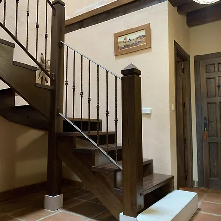 El Acebo De Tanarro Vakantiehuis *